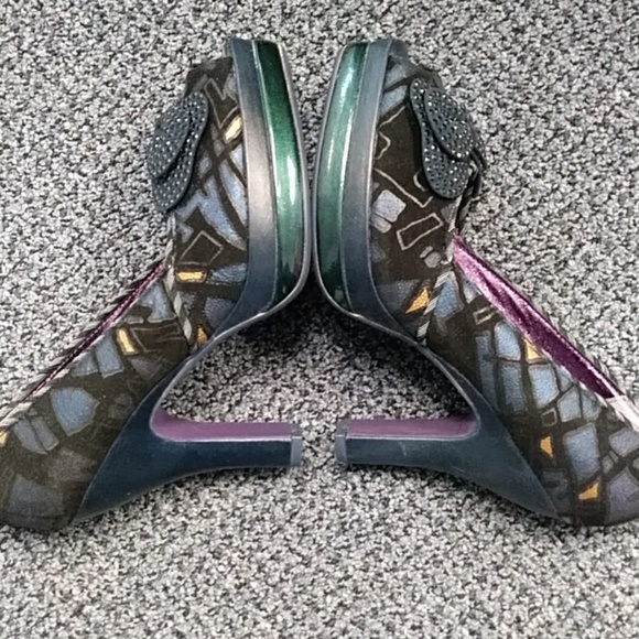 Poetic License Platform Peep Toe Black Heels 8 - Picture 4 of 8